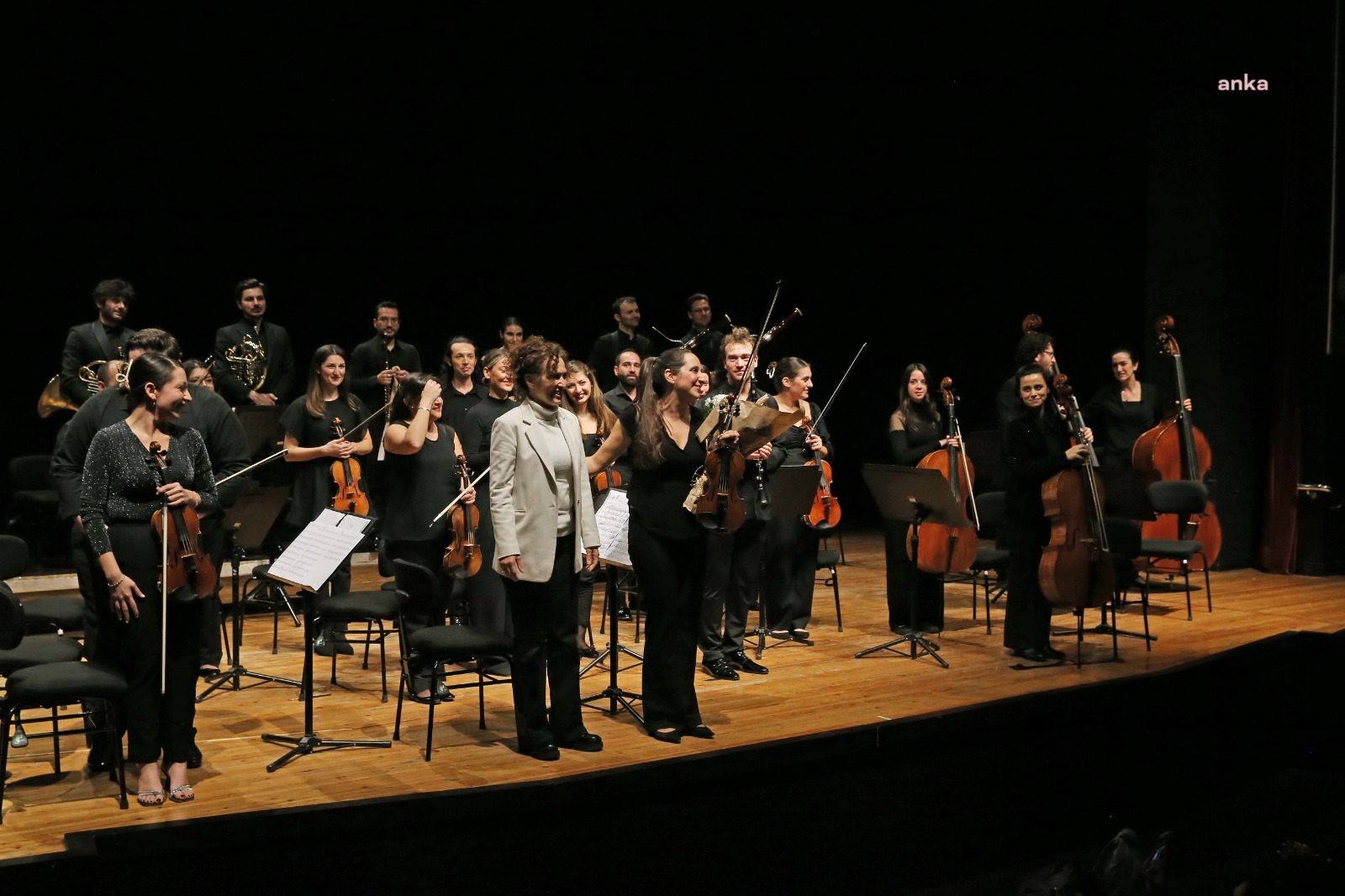 Karşıyaka Oda Orkestrası yeni yılı kutladı