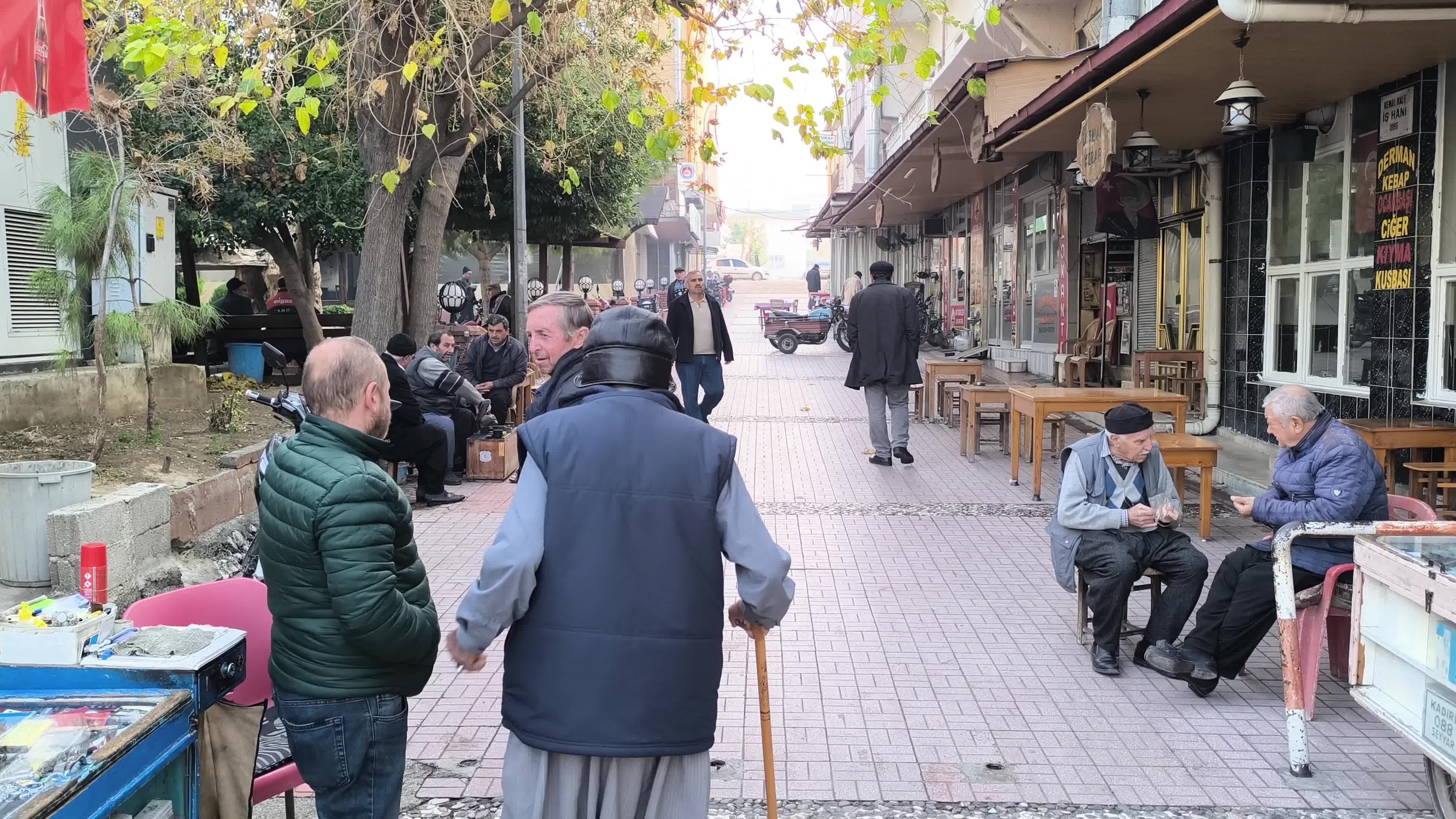 Emeklilerden zam oranına tepki: "Yazık günah değil mi bu emeklilere. Seçimde görüşeceğiz"