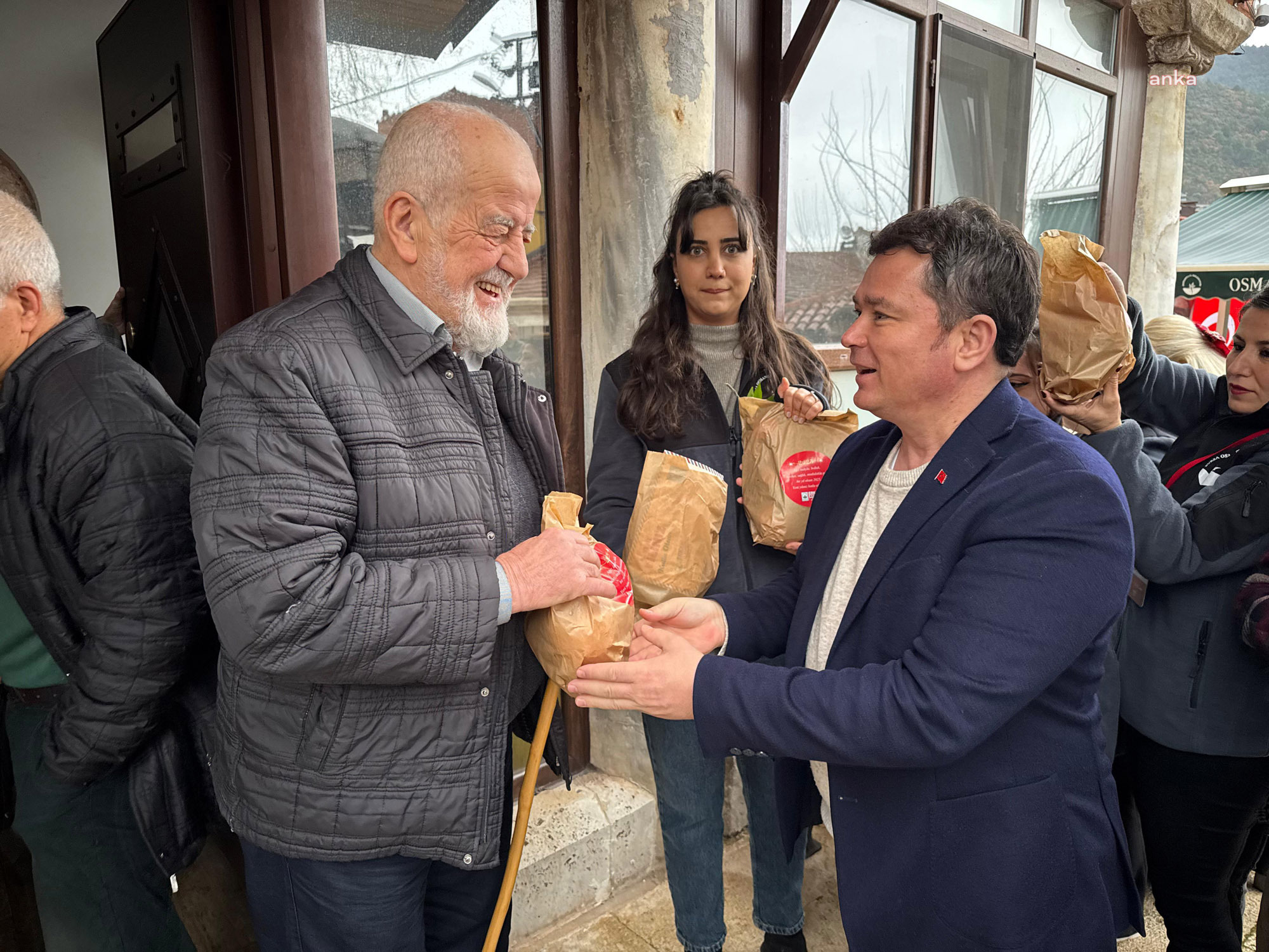 Osmangazi Belediye Başkanı Aydın: “2025 hepimiz için umut olsun, sağlık olsun, güzel bir yıl olsun”