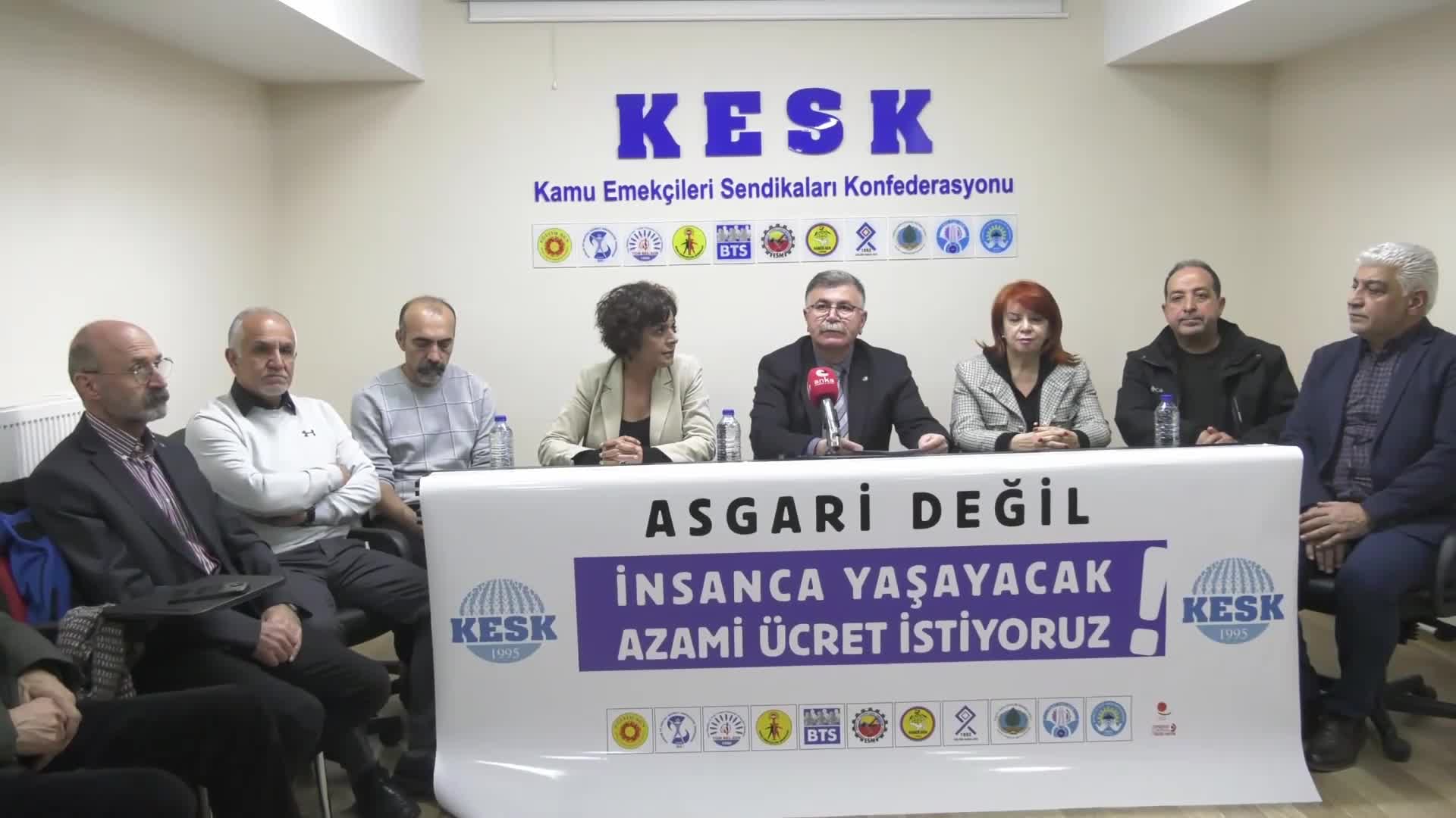 KESK Eş Başkanı Ahmet Karagöz: “Asgari ücreti çocuklarına ‘harçlık’ diye verenler, milyonları çocuklarına harçlık veremeyecek hale getirdi"