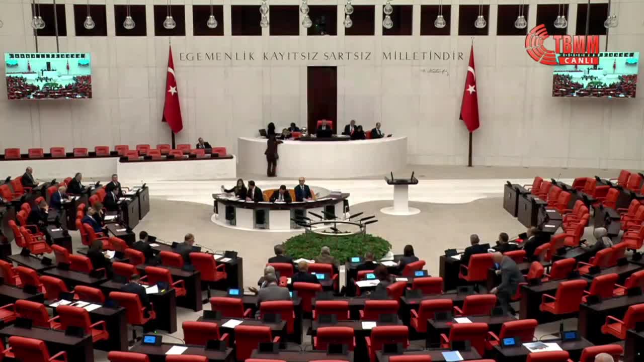 İYİ Partili milletvekillerinden İmralı sürecine TBMM'de 'şehit anması'yla tepki