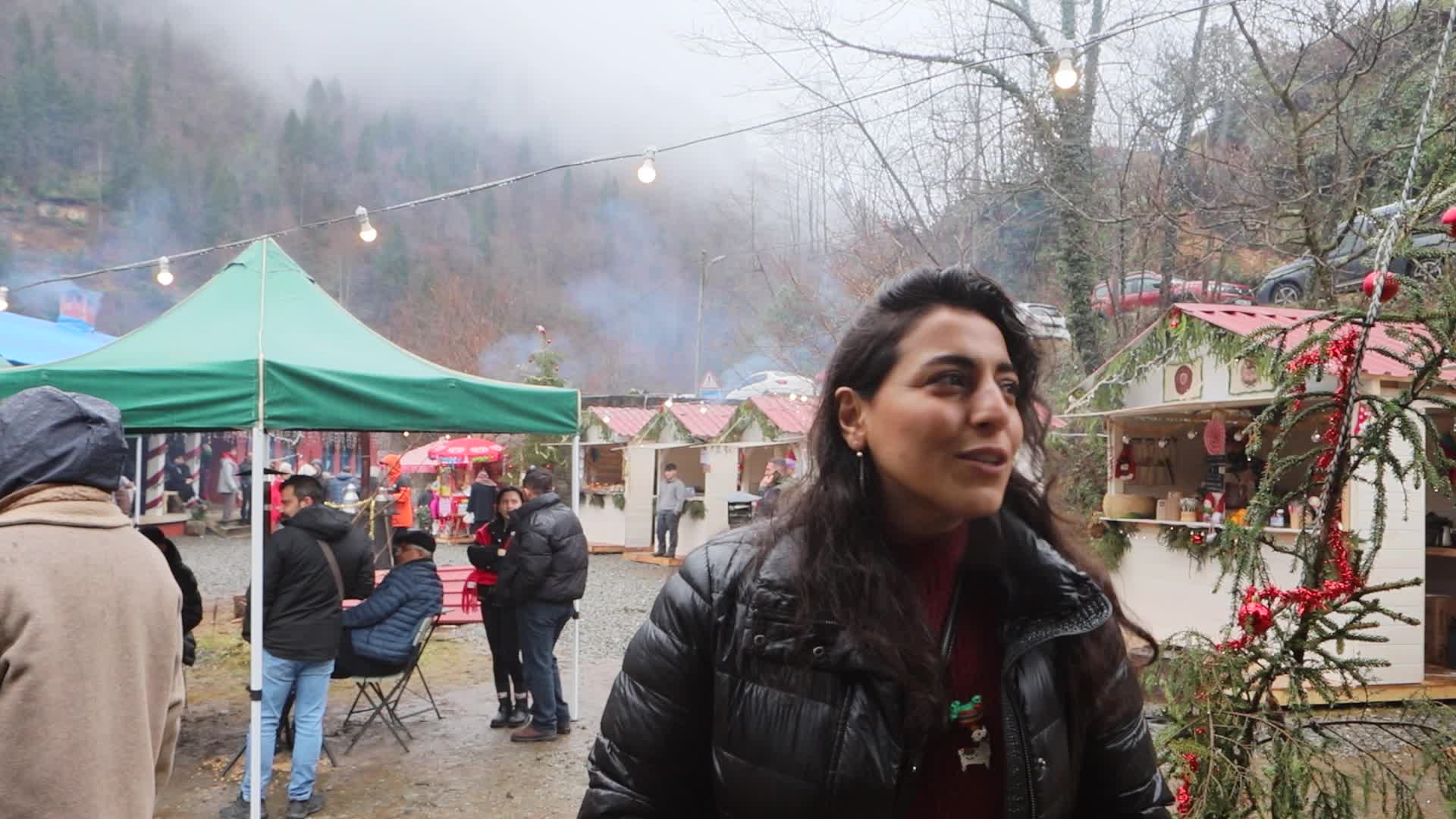 Rize Çamlıhemşin'de yeni yıl coşkusu: Şenyuva Köyü'nde kadınlar ilk kez yeni yıl panayırı düzenledi