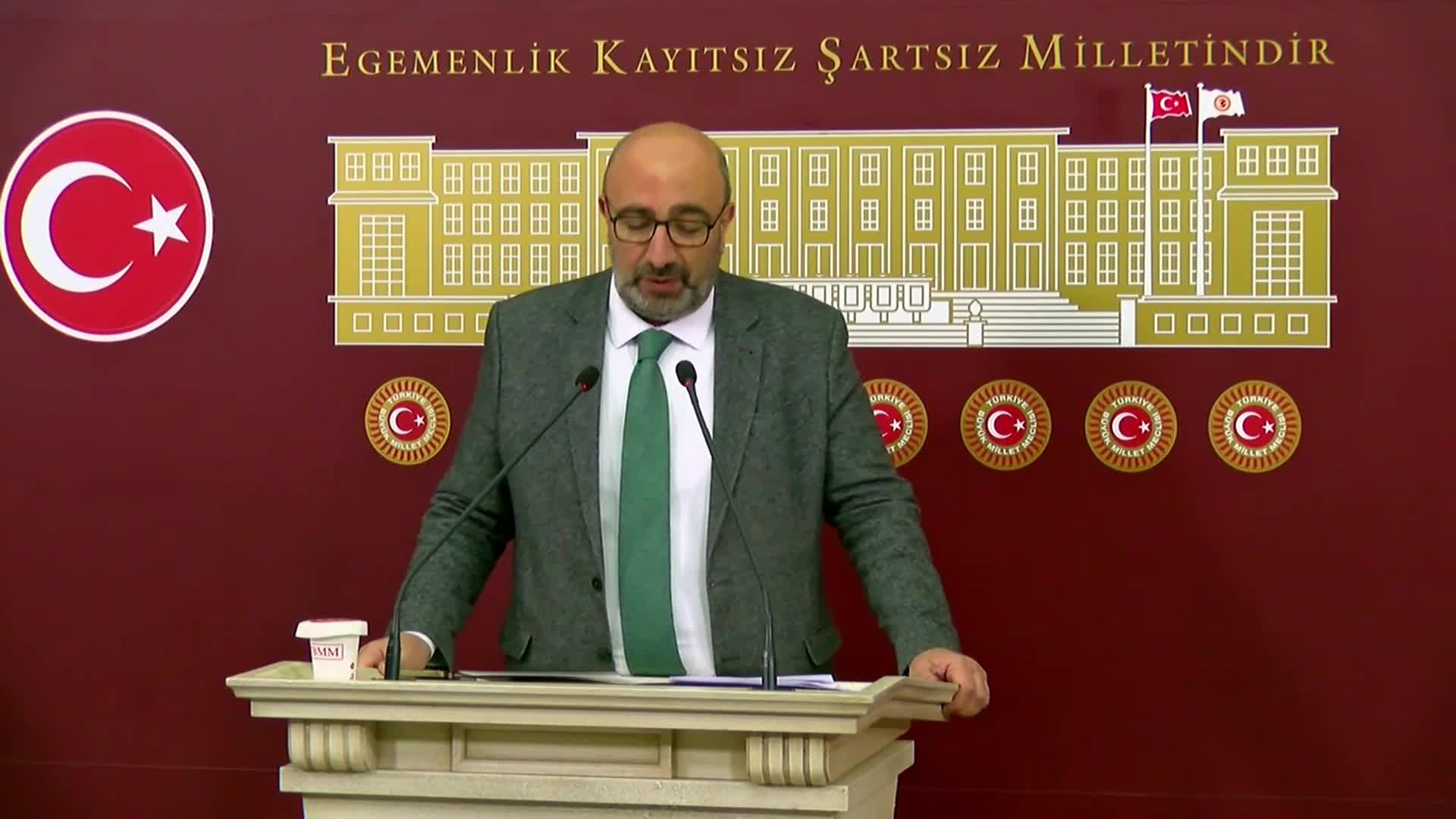 AK Partili Açıkkapı'dan Özdağ'a tepki: "Liderimize çirkin benzetmesini kınıyor ve telin ediyoruz"