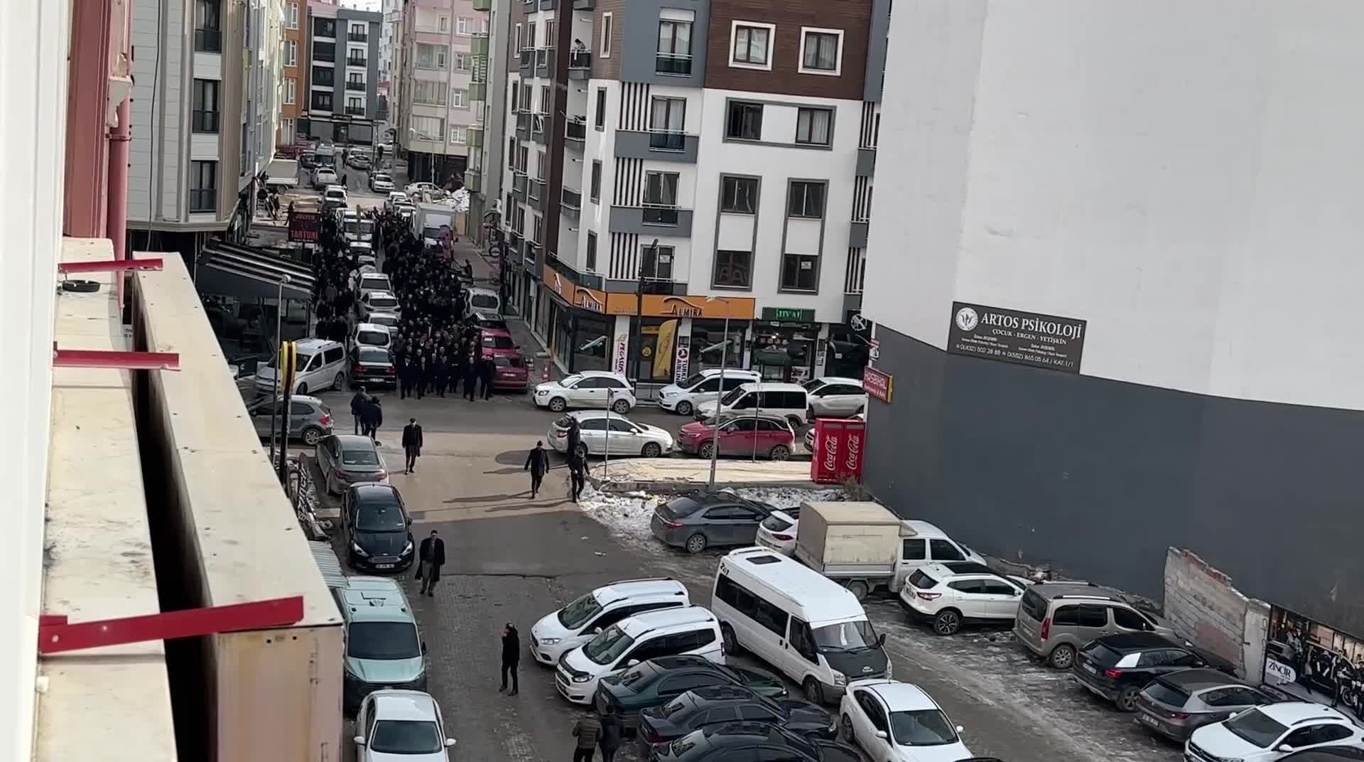 Van’da iki aile arasındaki bir yıldır süren husumet, barış ile sonuçlandı 