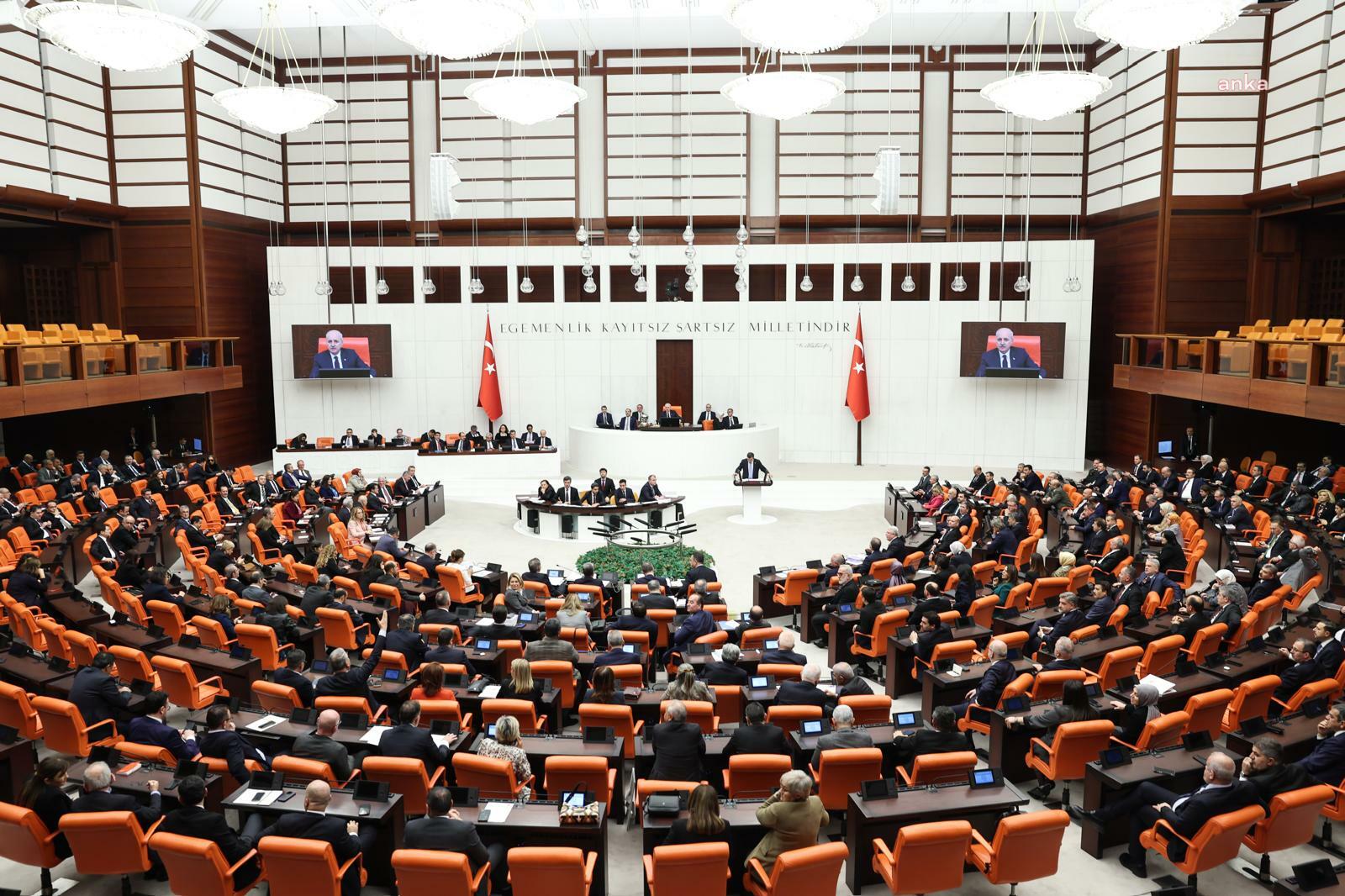 TBMM’ye 26 fezleke sunuldu… Hakkında 6 fezleke hazırlanan Özgür Özel ile DEM Parti Eş Genel Başkanlarının dokunulmazlıklarının kaldırılması isteniyor