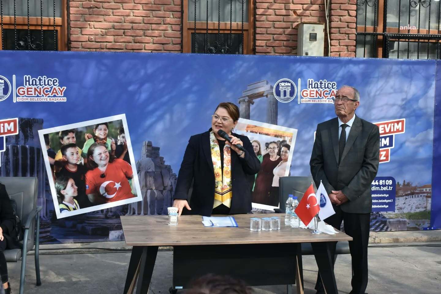 Didim Belediye Başkanı Gençay, Yeni Mahalle ve Cumhuriyet Mahallesi sakinleri ile bir araya geldi