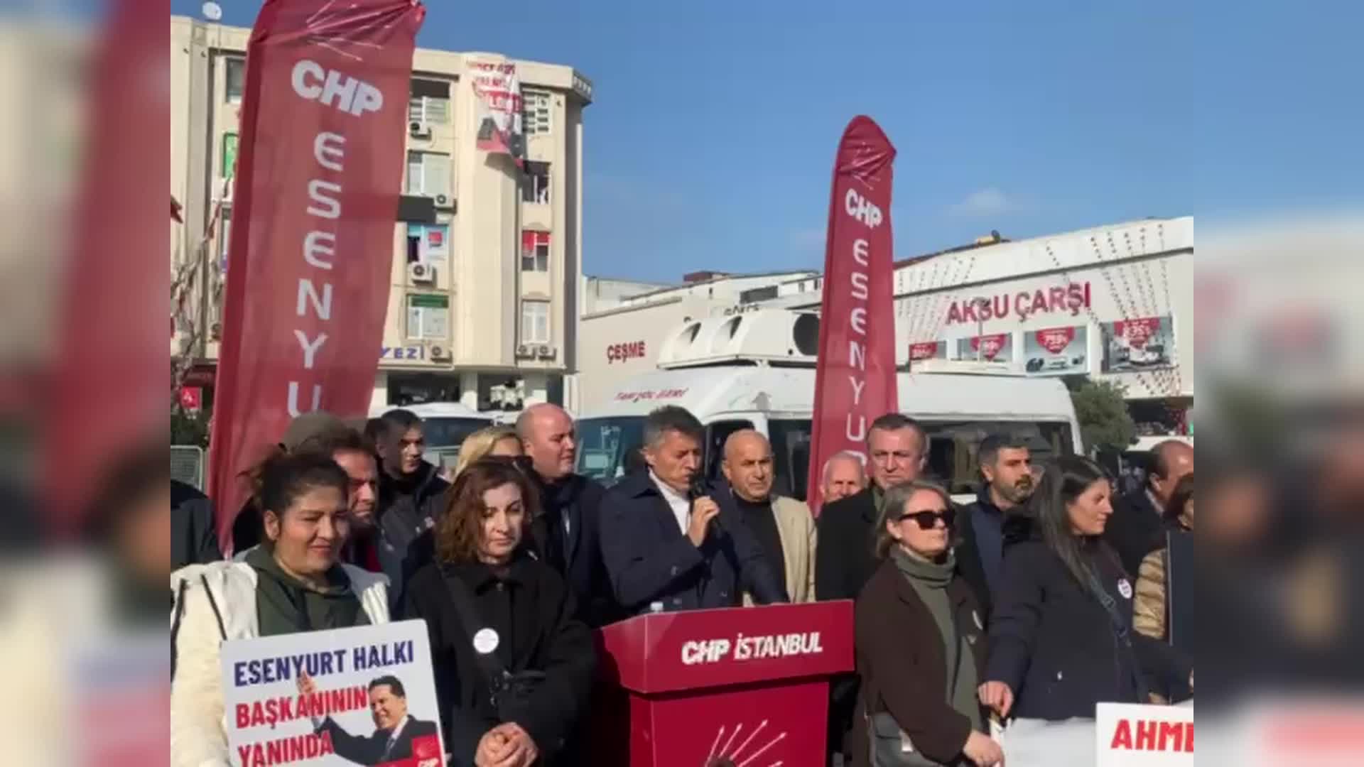 Esenyurt Demokrasi Nöbeti sürüyor...  Ergün: "Bu sorumsuz, beceriksiz anlayıştan kurtulduğumuzda, iki gün önce yaşadığımız o faciayı bir daha yaşamayacağız" 