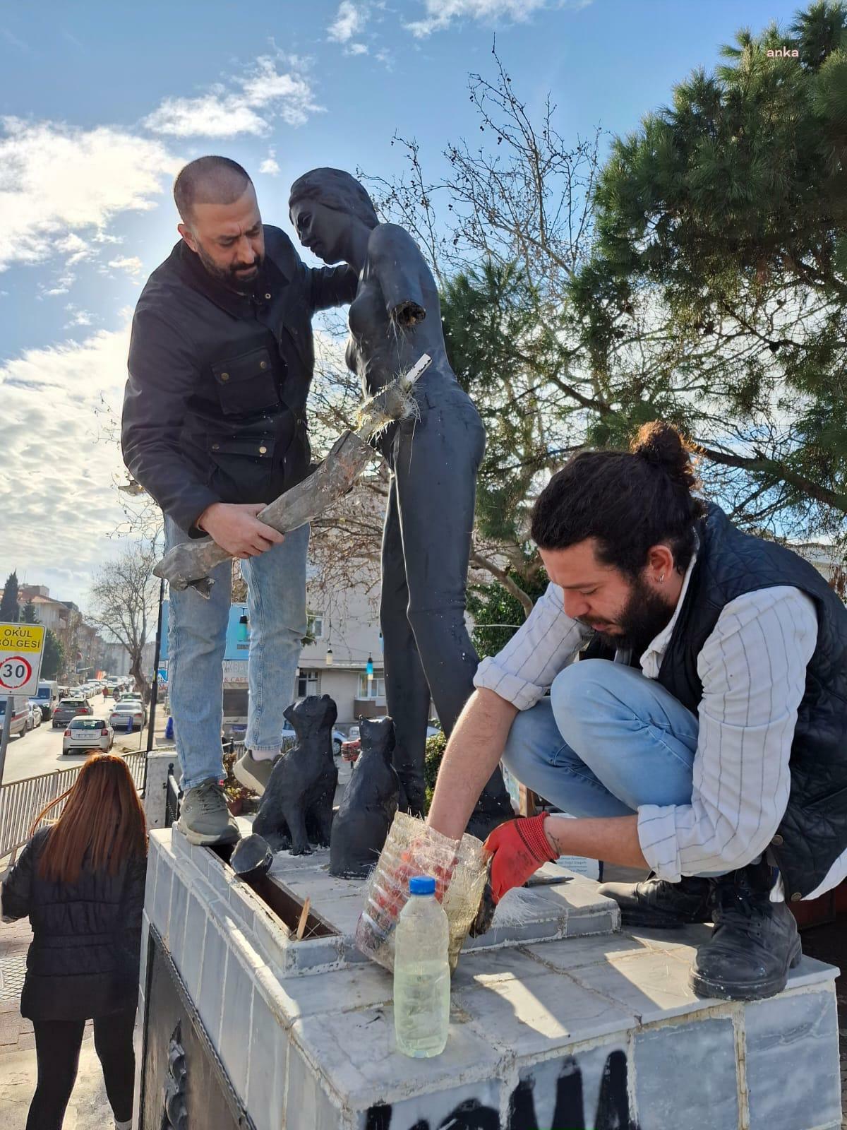 Çanakkale’de hasar gören balıkçı kadın heykeli, belediye ekiplerince onarıldı