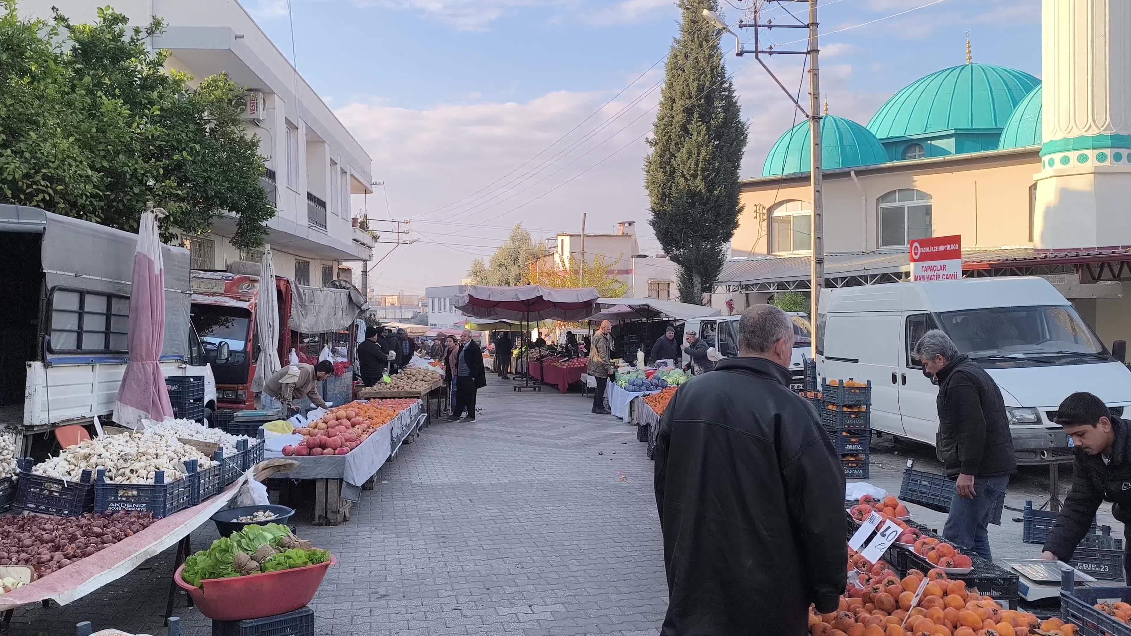 Yaşlılık, emekli ve engelli maaşı alan vatandaşlar geçinemediklerinden yakındı