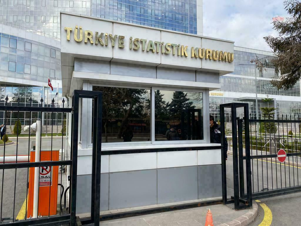 TÜİK: Kasım ayında ihracat geçen yılın aynı ayına göre yüzde 3,1 azaldı, ithalat 2,7 arttı