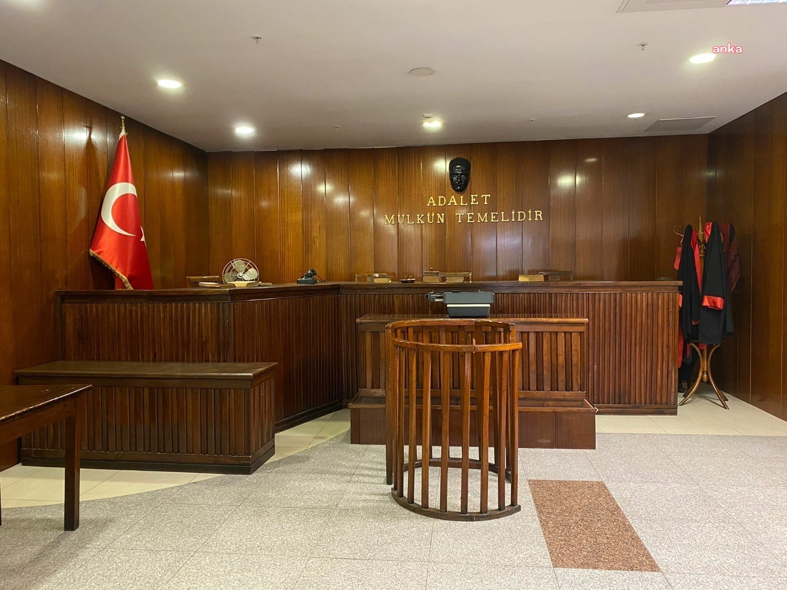 Sarallar silahlı suç örgütüne yapılan operasyonlarda 19 kişi tutuklandı 