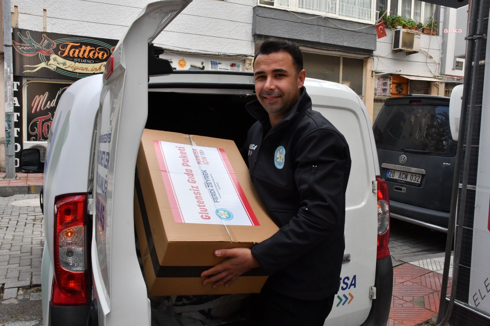 Manisa Büyükşehir Belediyesi'nden çölyak ve fenilketonüri hastalarına gıda paketi desteği