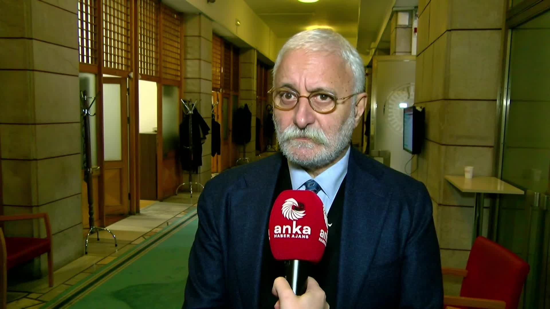 TÜRK-İŞ'in asgari ücret teklifi... DEM Partili Saruhan Oluç: TÜRK-İŞ'in bu söylediği önemli bir tespit, fakat yeterli değil