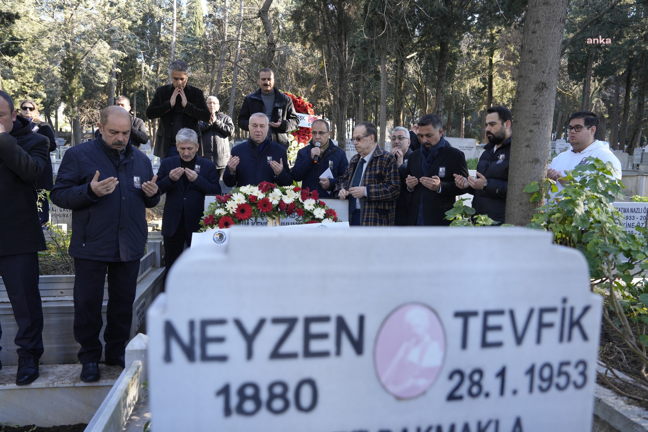 Kartal Belediyesi Neyzen Tevfik'i andı 