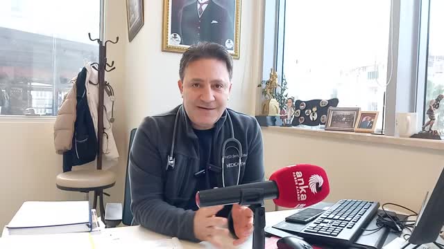 Göğüs Hastalıkları Uzmanı Dr. Özkaya: "Önceden bir virüsle mücadele ederken şimdi üç virüs birden sizi hırpalamaya başladı"