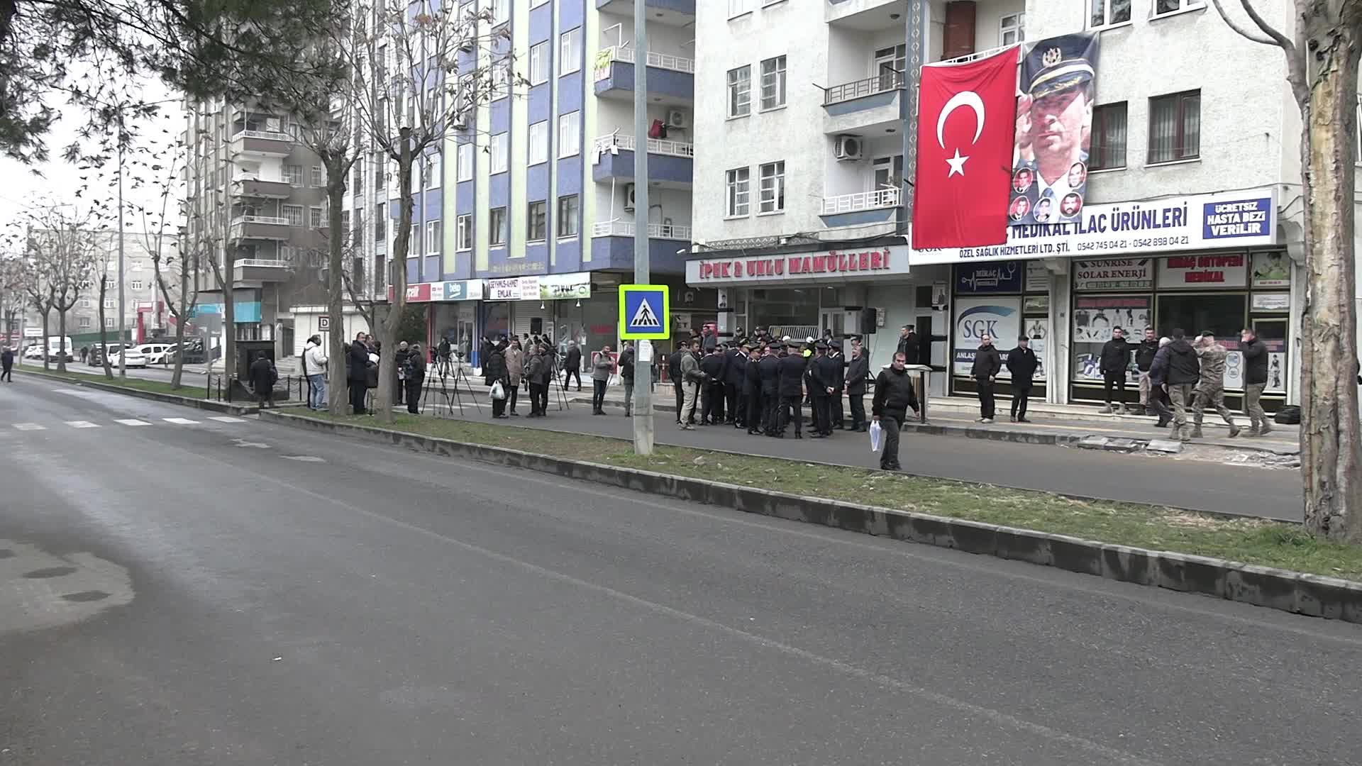 Emniyet Müdürü Gaffar Okan, şehit edilişinin 24’üncü yılında vurulduğu yerde anıldı