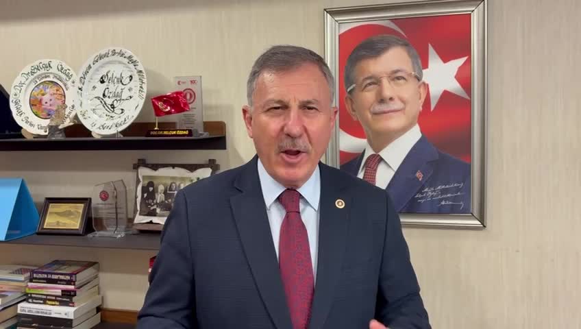 Selçuk Özdağ: "Emeklilik aylığı vatandaşlarımızın insanca ve adil bir yaşam yaşamalarını sağlayacak düzeyde değildir"