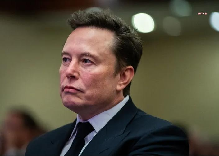 Elon Musk, Trump’ın üç teknoloji devi ile başlattığı yapay zeka girişimini eleştirdi