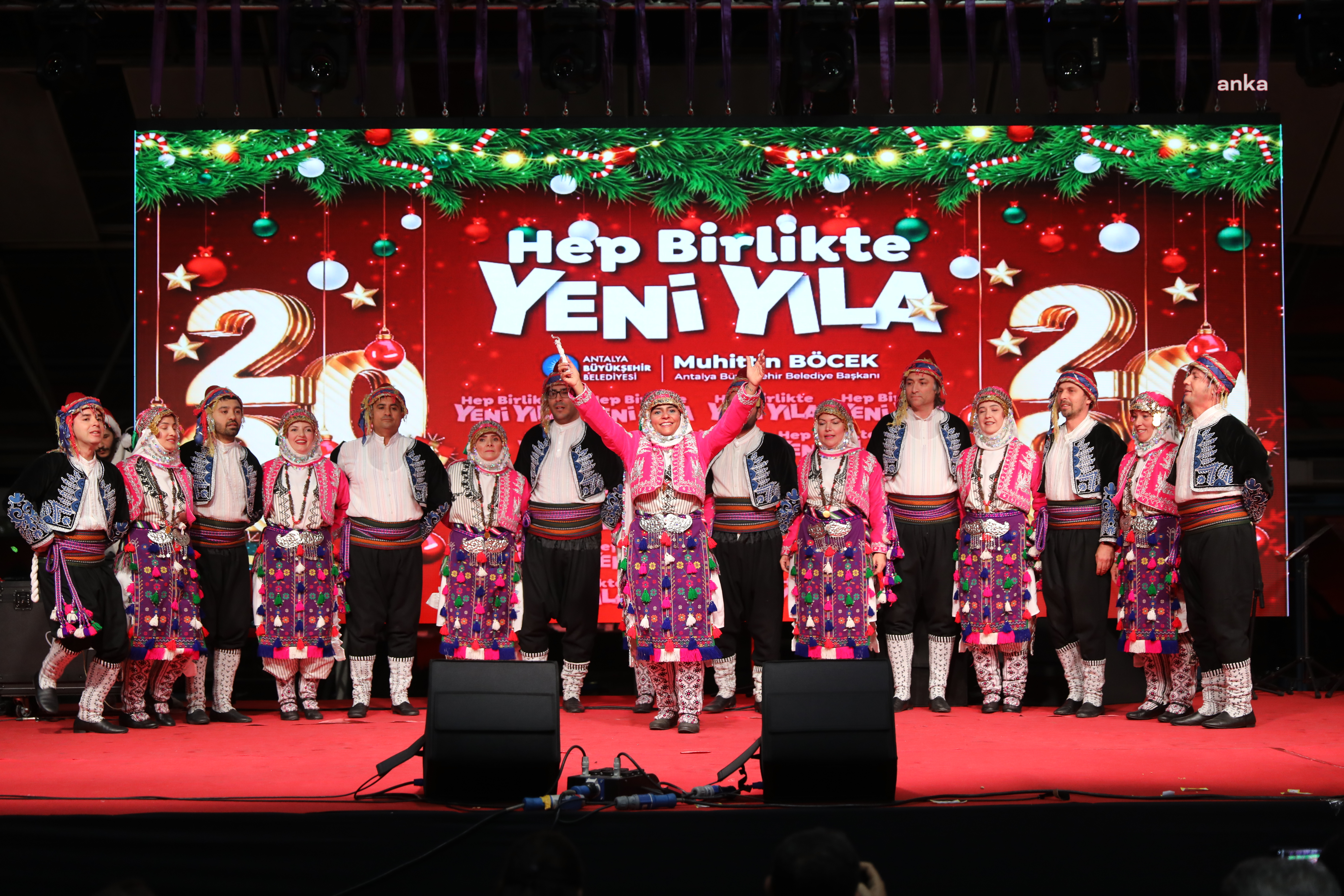 Antalya Büyükşehir Belediyesi 'Yılbaşı Festivali' düzenliyor