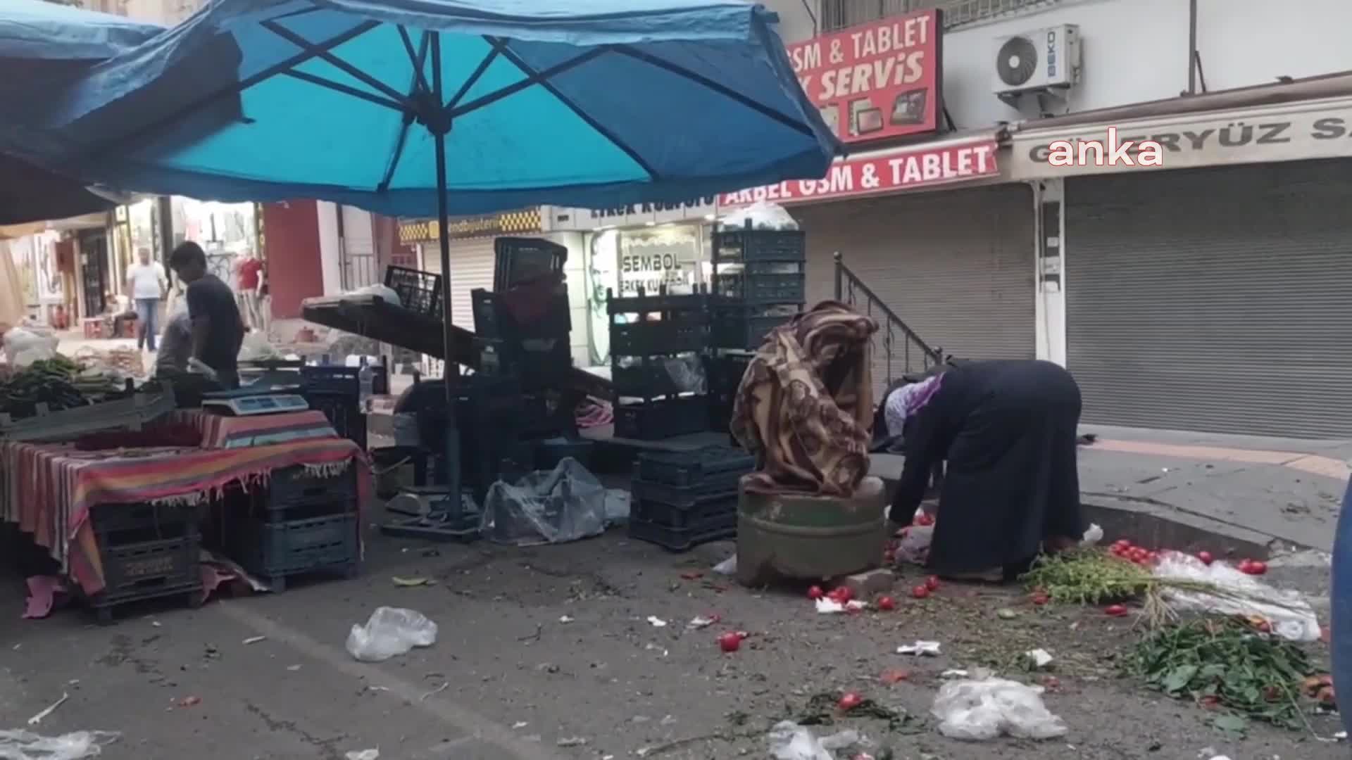 Vatandaşın ekonomik krizle sınavı... Diyarbakır'da vatandaşlar çürüğe ayrılan sebze ve meyveyi alıyor