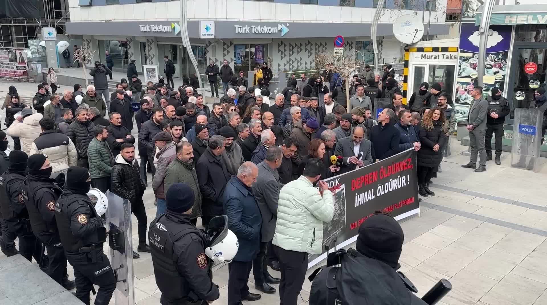 Van Emek ve Demokrasi Güçleri, 6 Şubat depremlerinde hayatlarını kaybedenleri andı