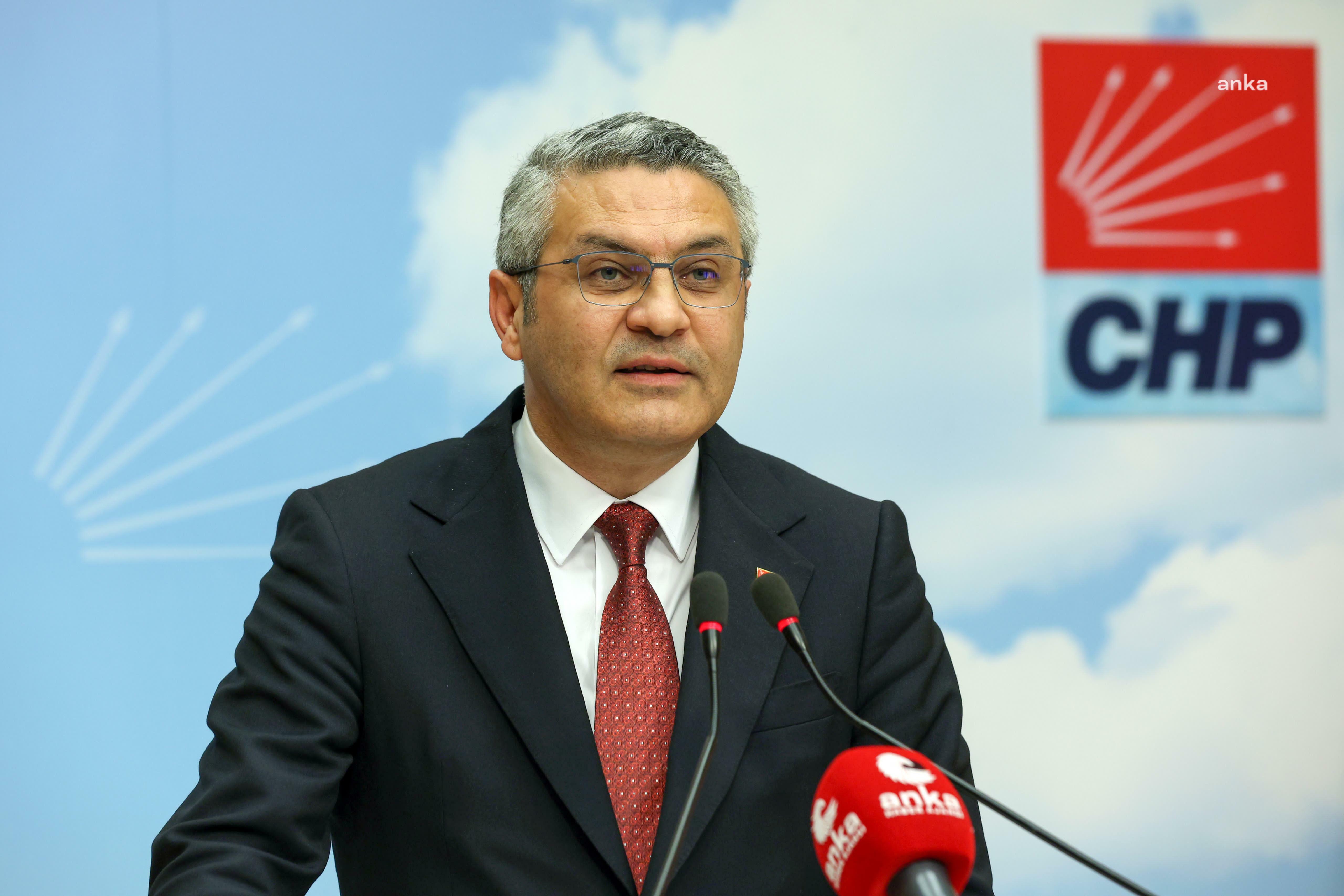 CHP’li Oğuz Kaan Salıcı'dan özel okul tepkisi: "Çözüm, mahallemizdeki devlet okullarını nitelikli ve güvenli hâle getirmek"