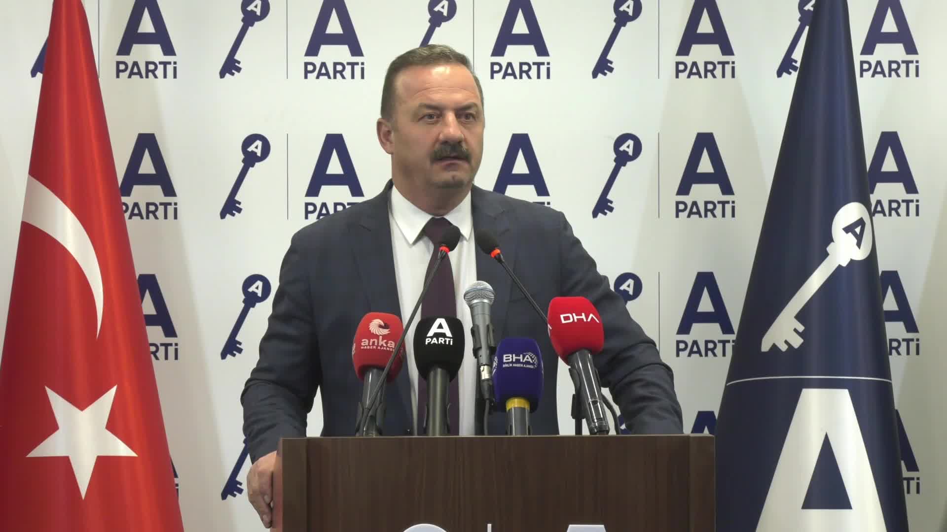 Yavuz Ağıralioğlu: Türkiye iyi yönetilmiyor. Denetimsizliklerden mutlaka mal ve can kaybına sebep olacak savrulmalar yaşıyor