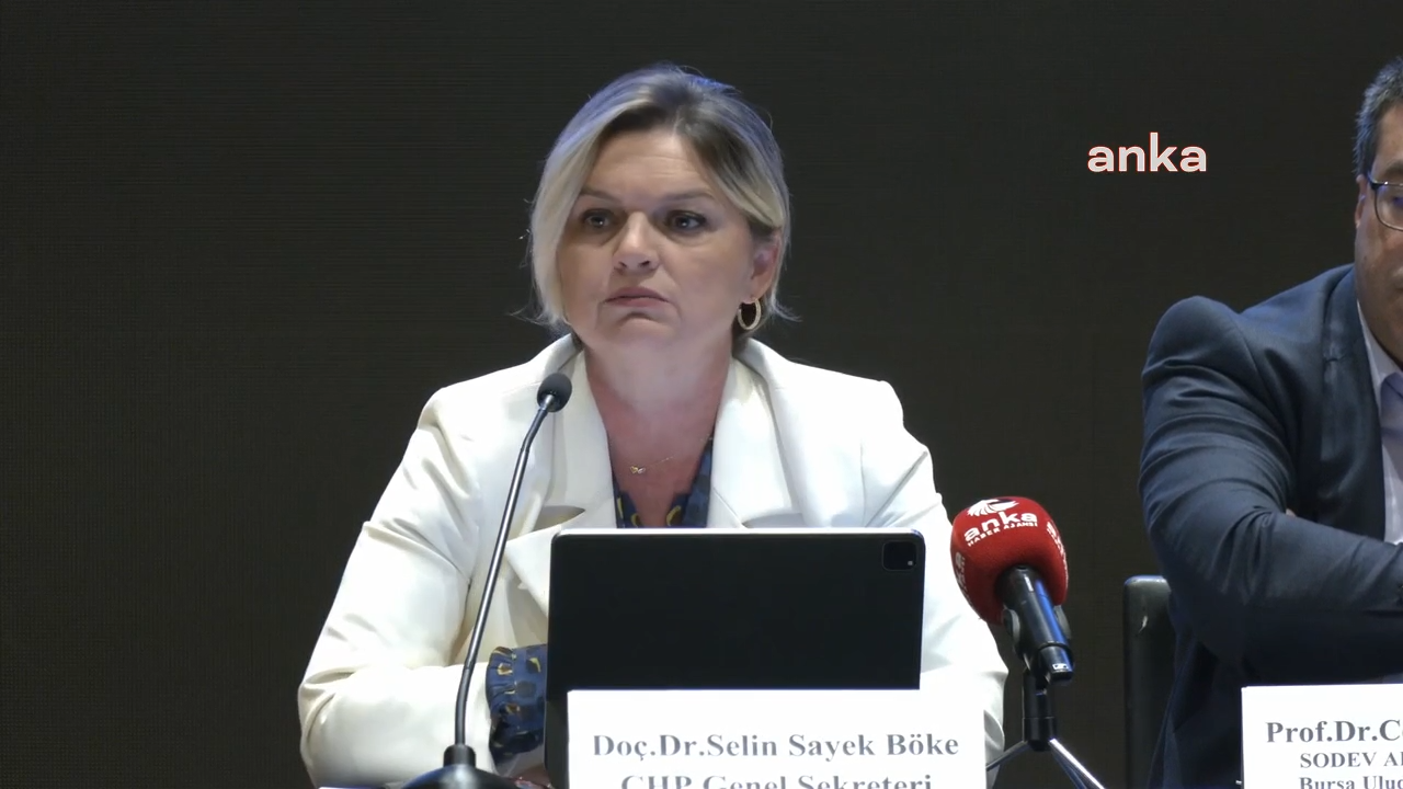 Teğmenler ihraç edildi... CHP'li Böke: "Büyük Önderimiz Mustafa Kemal Atatürk’ün izinde Türkiye Cumhuriyeti ilelebet payidar kalacaktır"