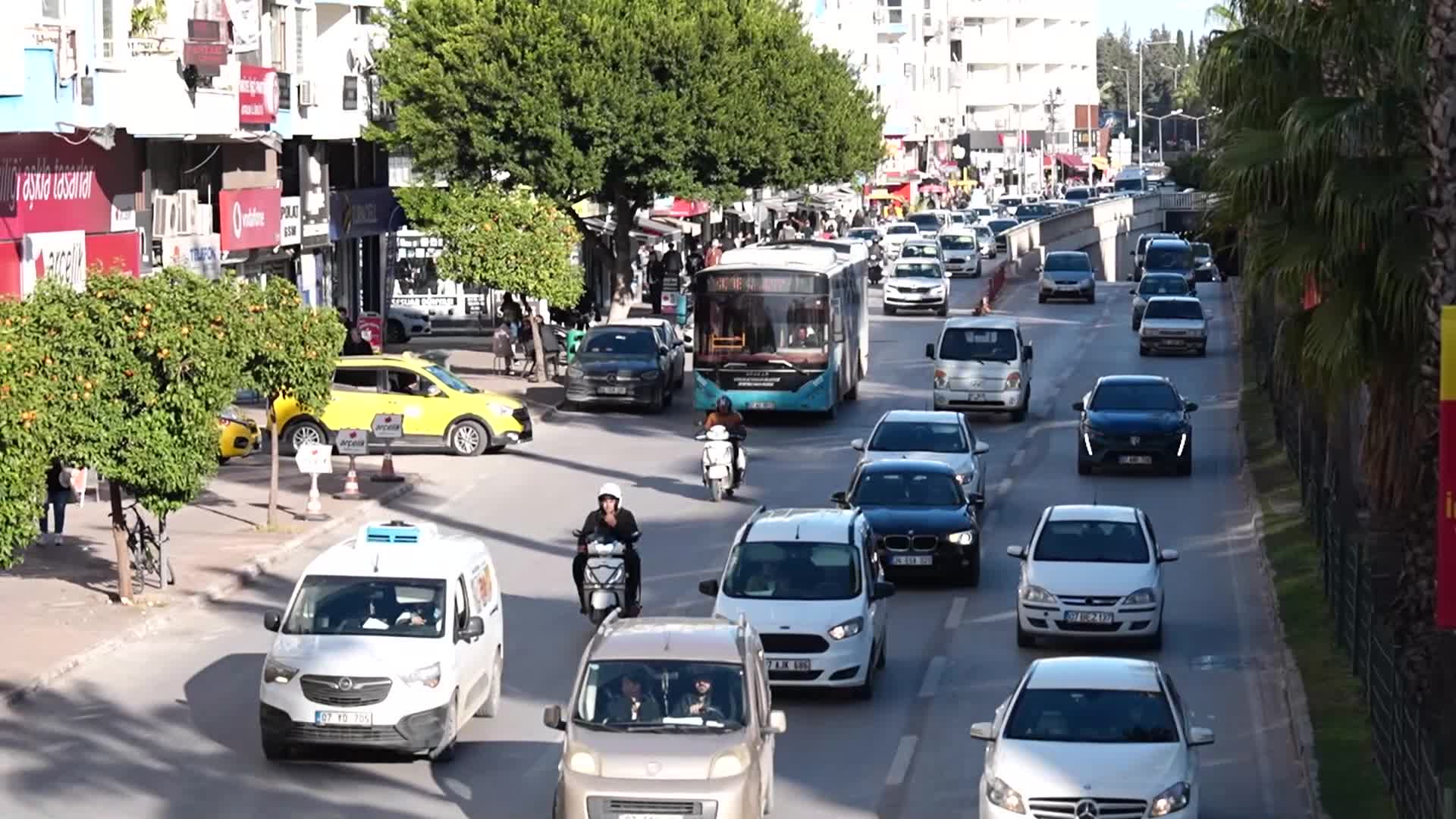 Antalya'da otobüslere özel şerit uygulaması başlıyor