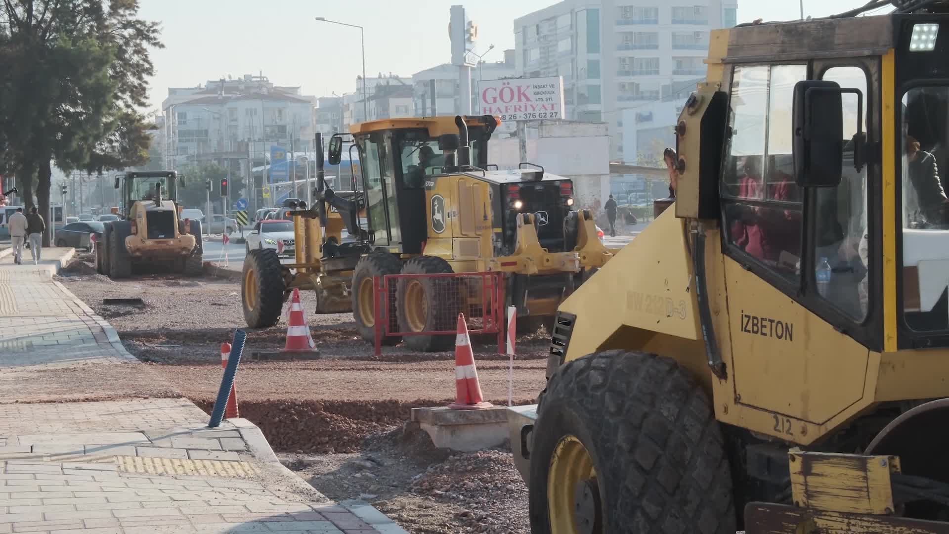 Çiğli’de trafik yoğunluğu azalacak: Eski Havaalanı Caddesi yenileniyor 