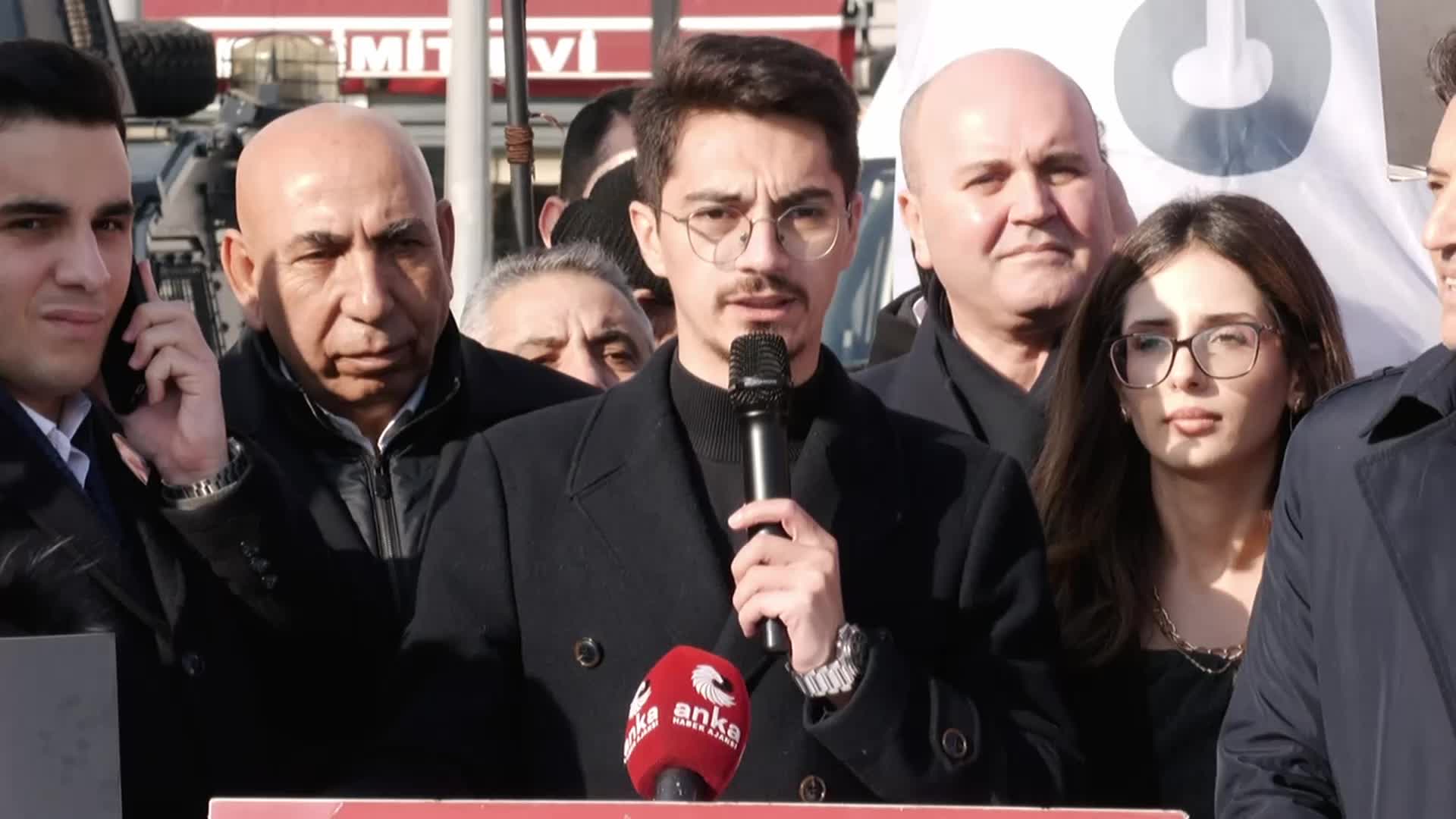 CHP'lilerin Demokrasi Nöbeti...Fethi Açıkel: Bir iktidar yürüyüşü başlamıştır