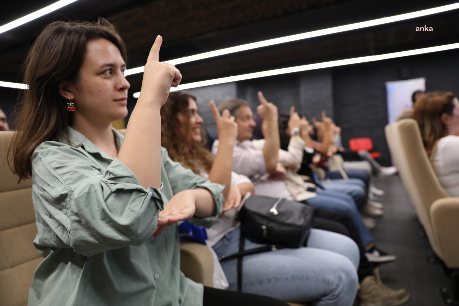 İBB, işaret dili uzmanları yetiştirecek