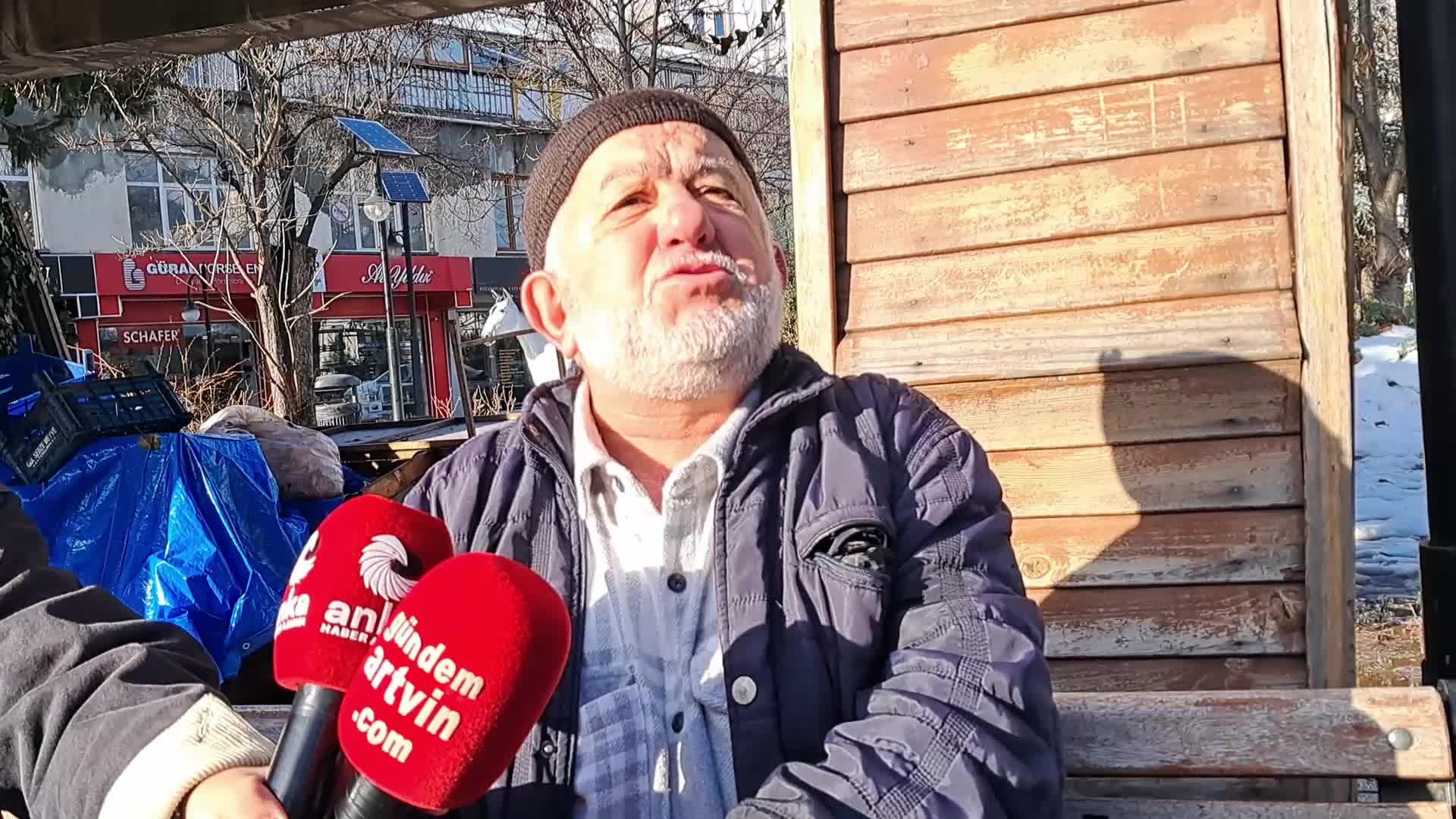 Artvinli vatandaş: "Fakirlikte birinciyiz. Bakın ayağımdaki ayakkabıya, üzerimdeki elbiselere bakın ben kendimden utanıyorum"