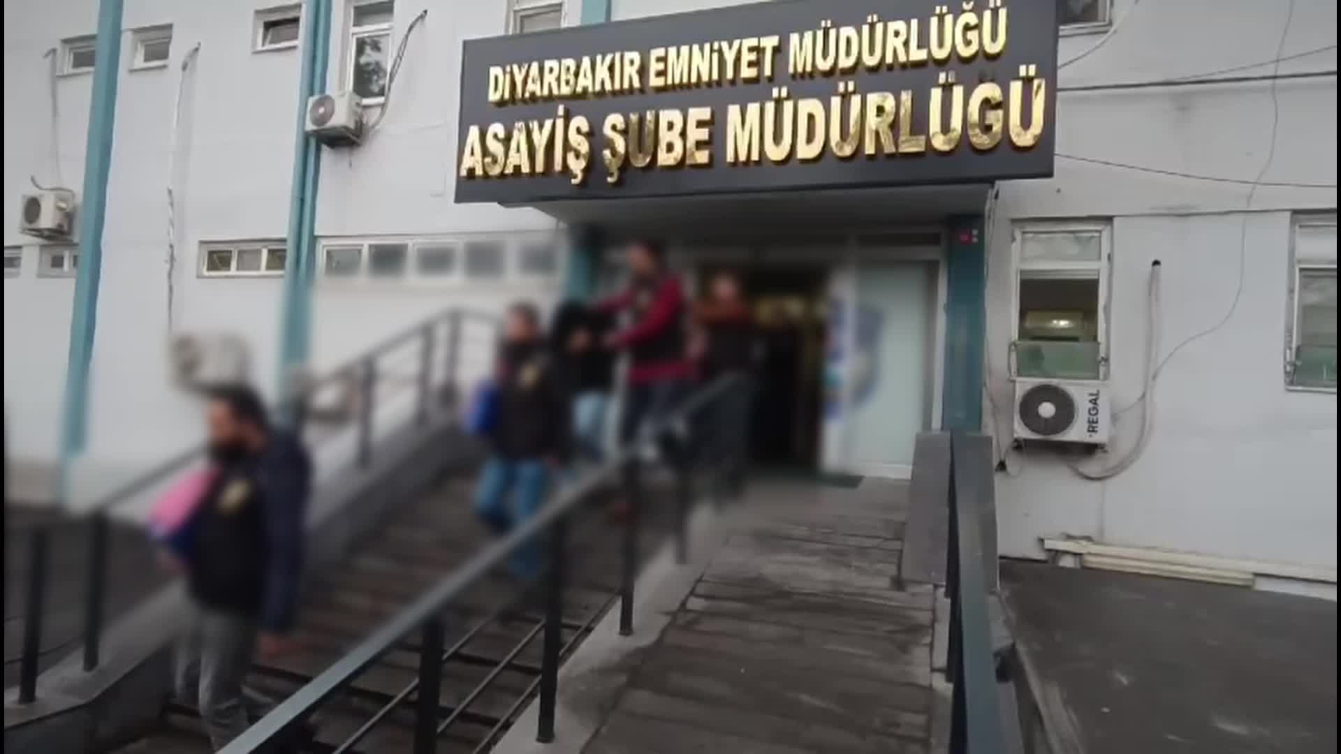 Diyarbakır merkezli 4 ilde dolandırıcılara ‘Maske’ operasyonu: 15 şüpheli tutuklandı