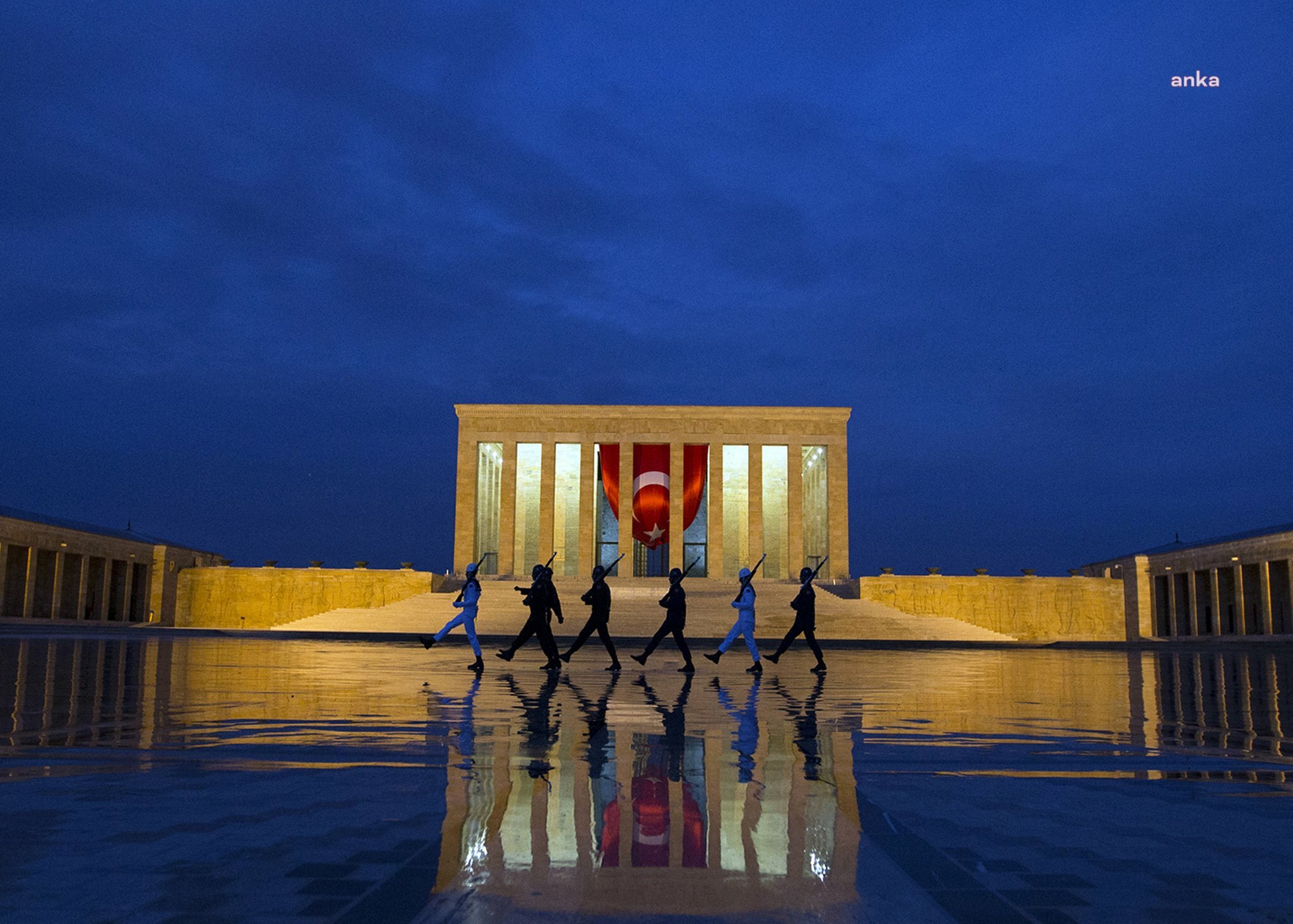 Anıtkabir'i geçen yıl 6 milyon 550 bin 480 kişi ziyaret etti