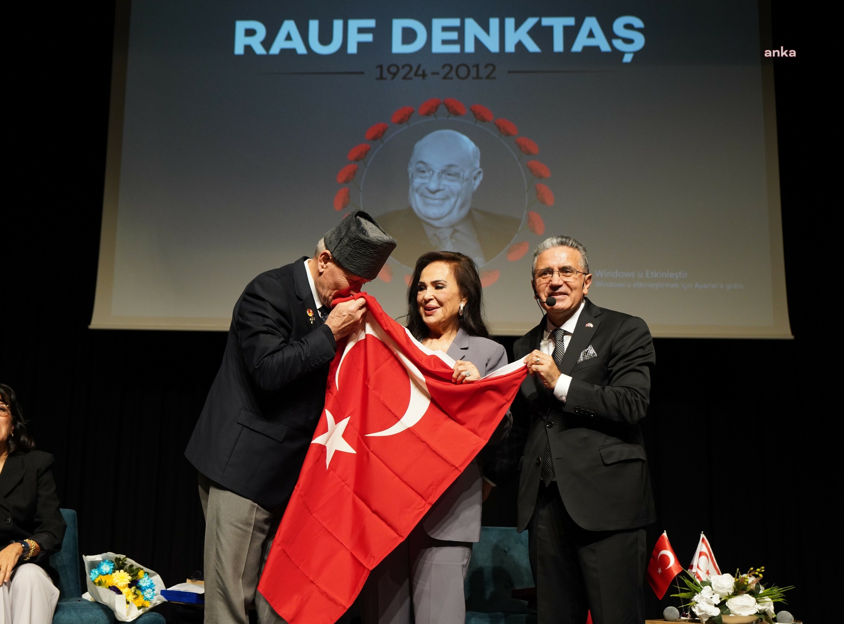 Rauf Denktaş ölümünün 13'üncü yılında Beylikdüzü’nde anıldı