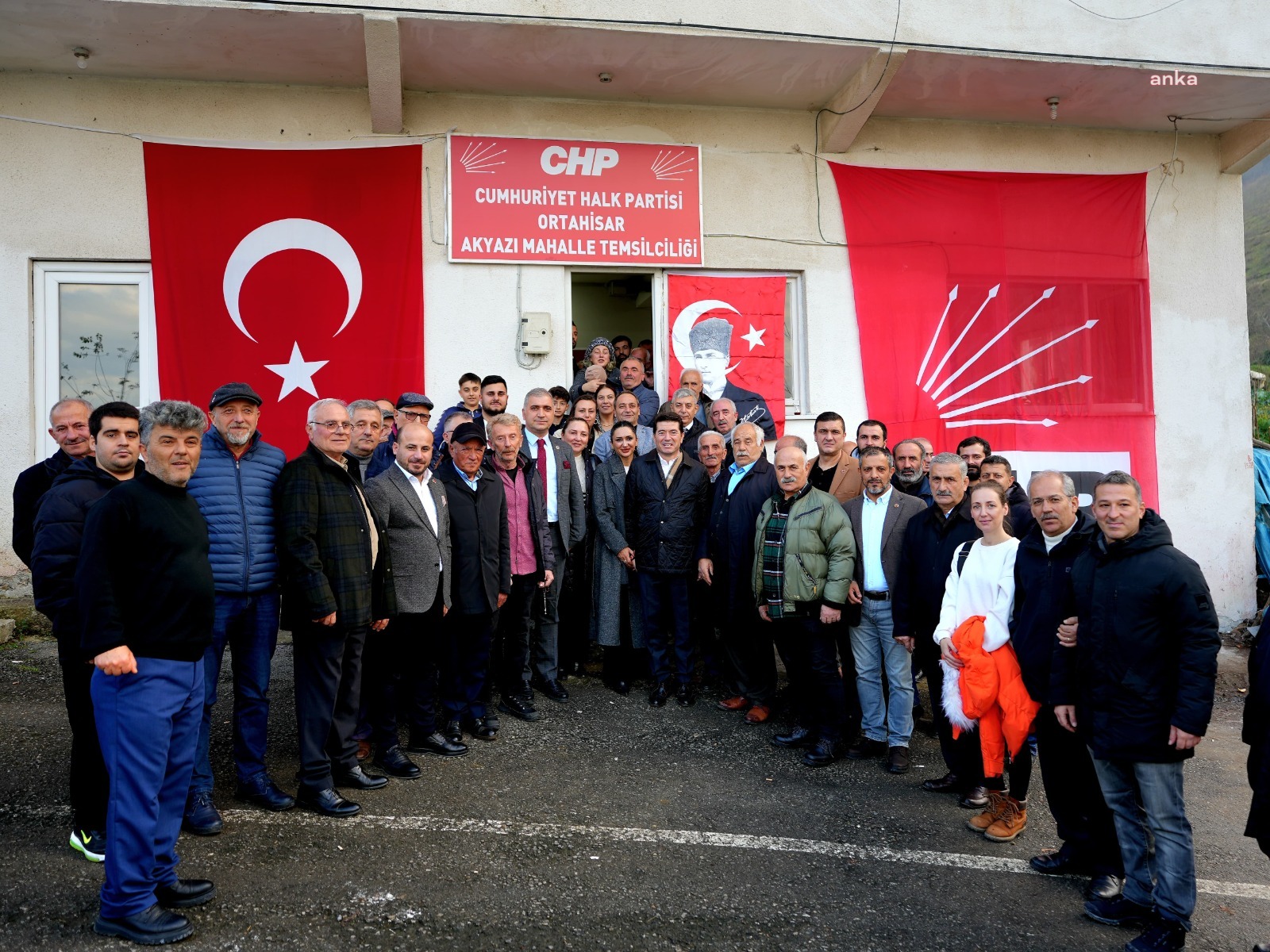 Ortahisar Belediye Başkanı Kaya: "22 yıldır bu ülkeyi yöneten iktidar, maalesef sınıfta kalmıştır. 'Yeter' deyip onları dinlendireceğiz"