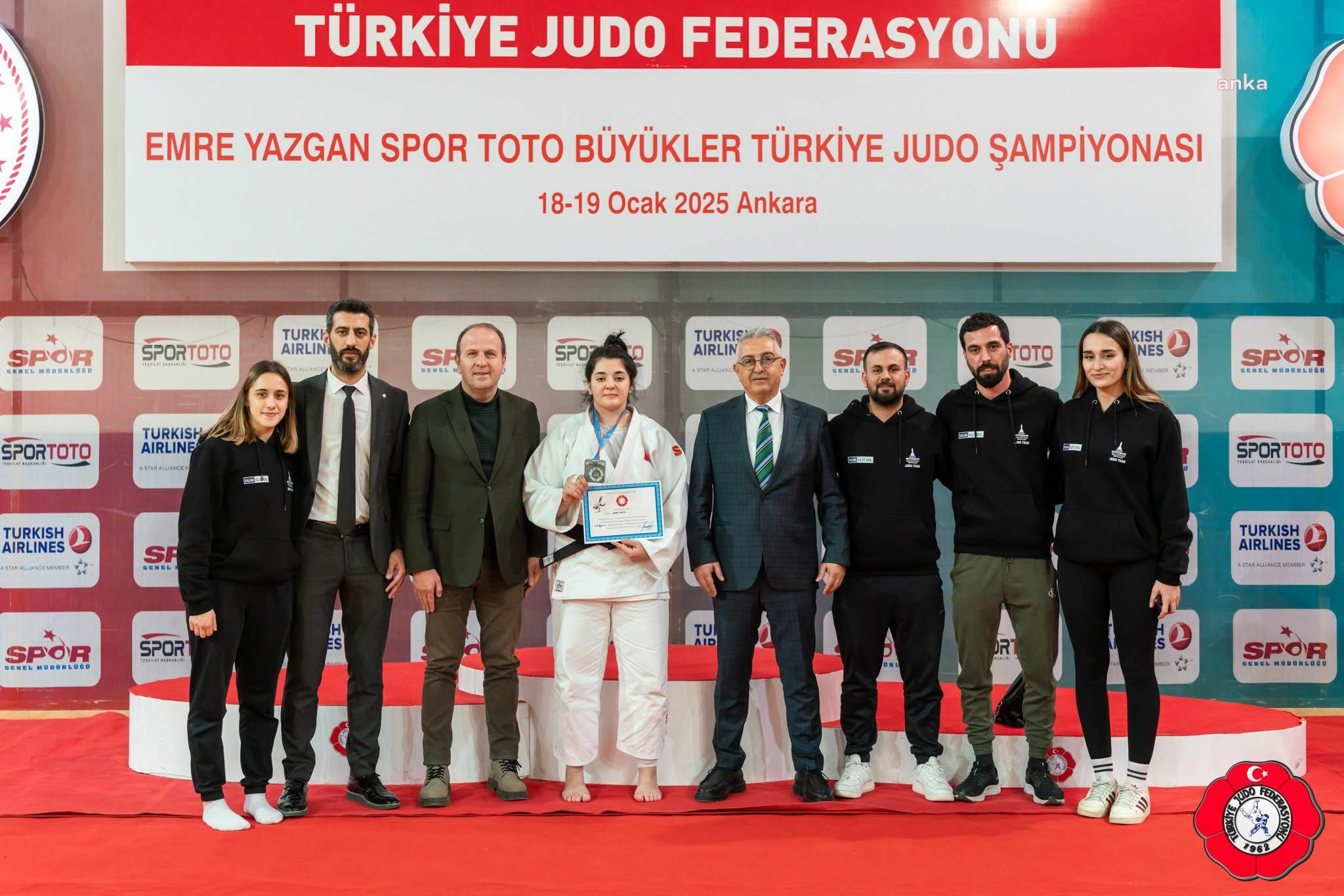 Büyükşehir sporcuları dokuz madalya ile gurur yaşattı