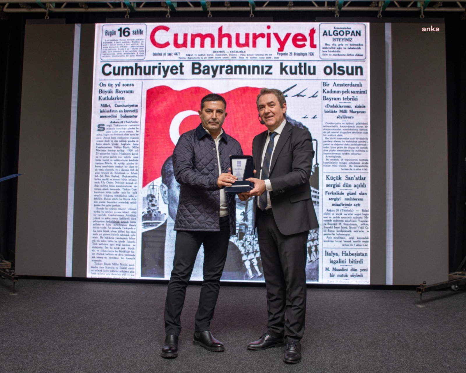 Atatürk’ün en büyük eseri Cumhuriyet’in kazanımları, Kuşadası’nda anlatıldı